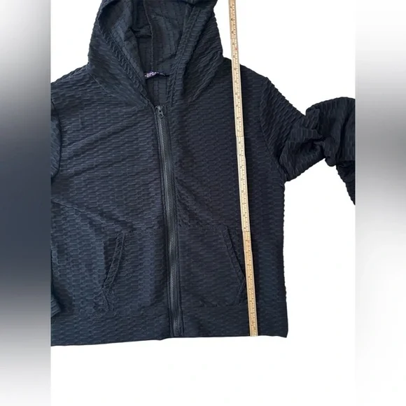 Women's Black Textured/waffled Jacket AQ Sports 2X lightweight, hood & pockets. - Picture 7 of 10